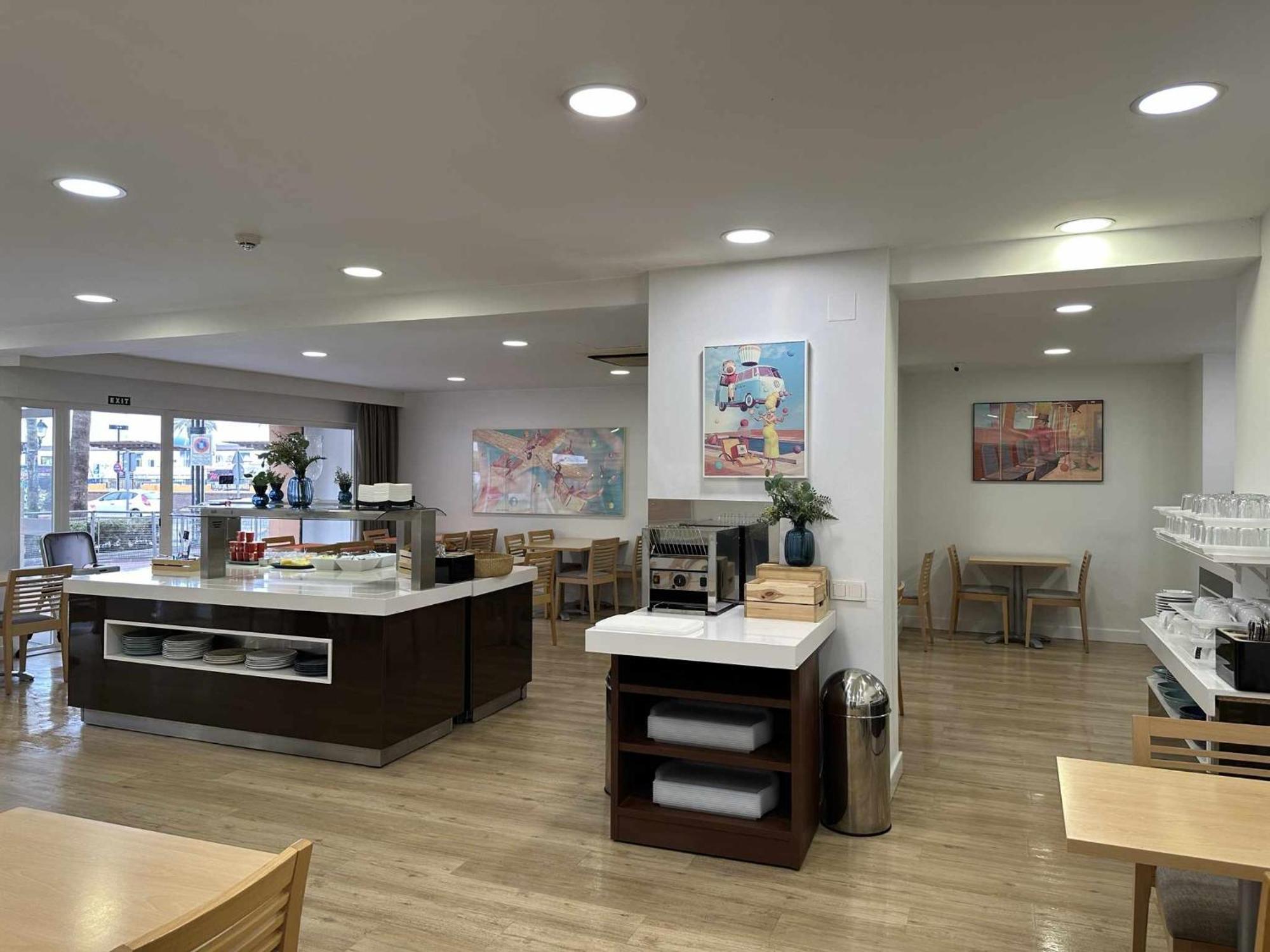 Estudio Pyr Privado Frente Al Puerto De Fuengirola Exteriör bild