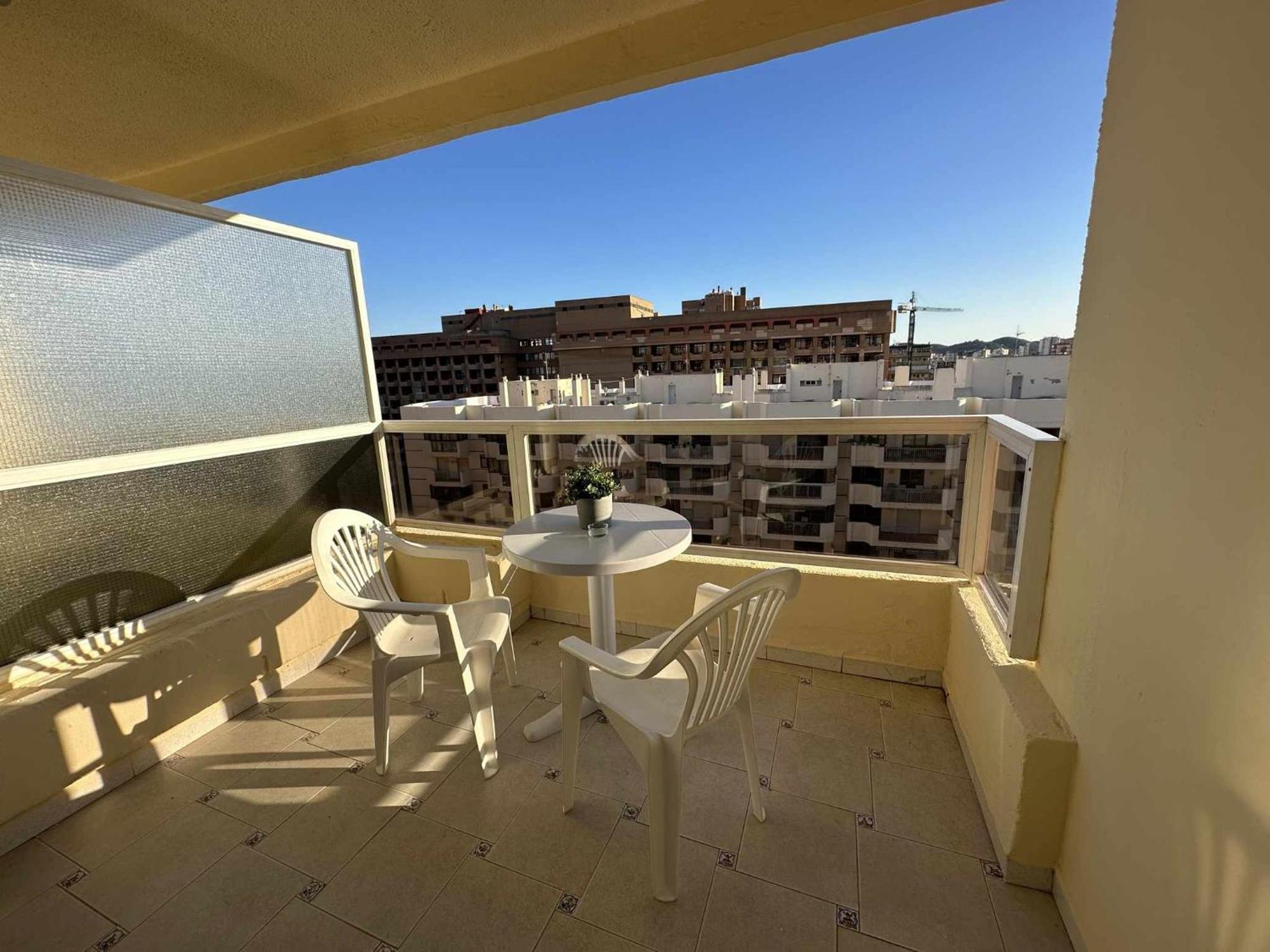 Estudio Pyr Privado Frente Al Puerto De Fuengirola Exteriör bild