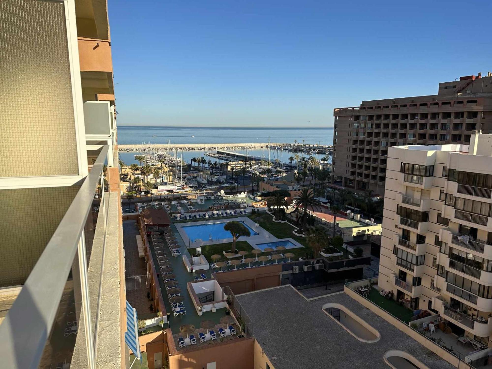Estudio Pyr Privado Frente Al Puerto De Fuengirola Exteriör bild