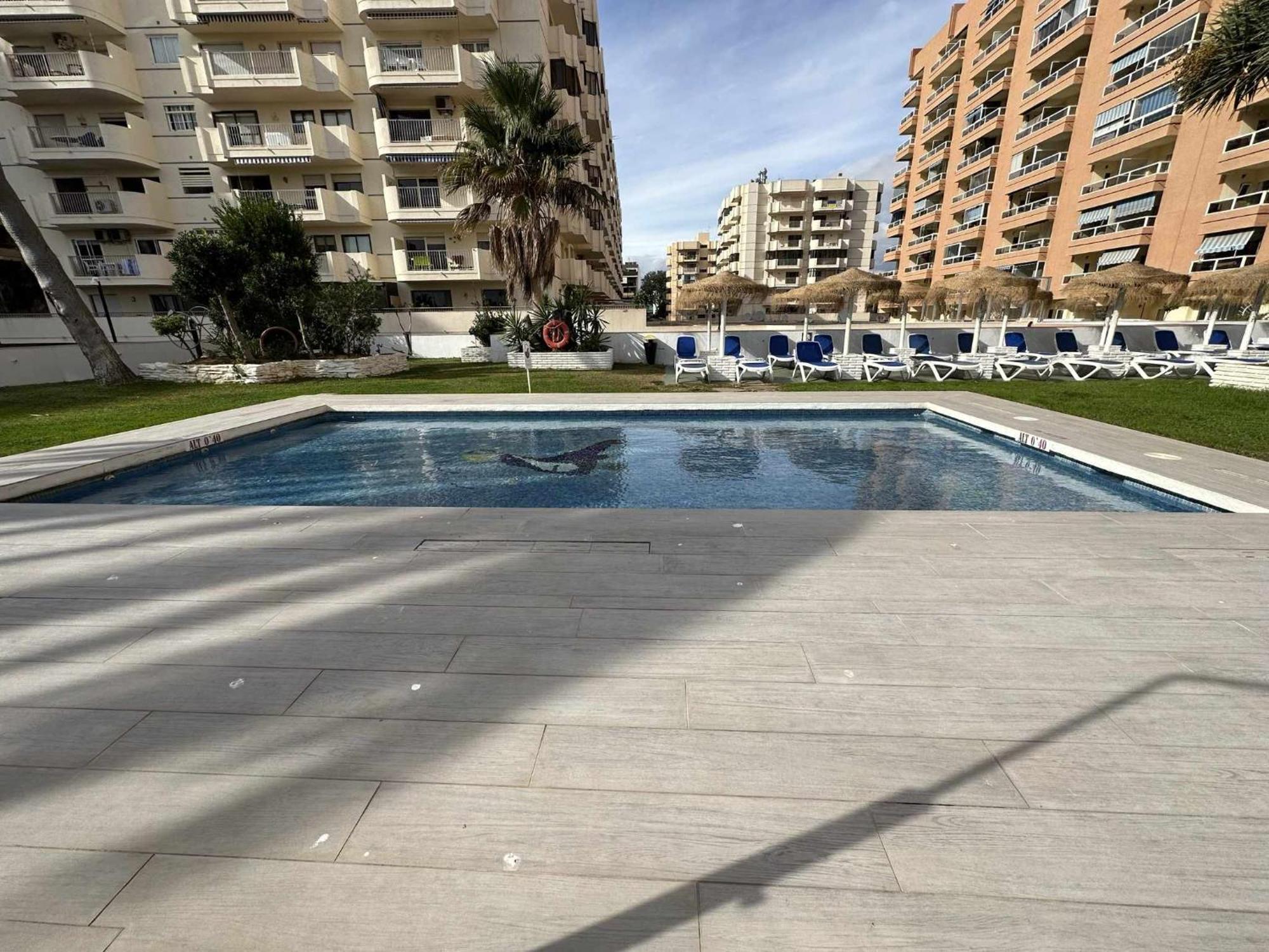 Estudio Pyr Privado Frente Al Puerto De Fuengirola Exteriör bild