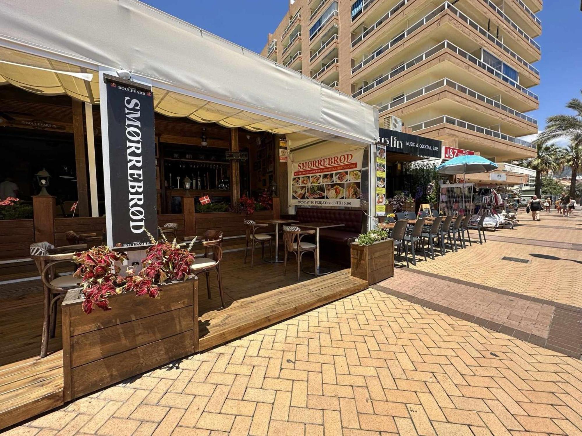 Estudio Pyr Privado Frente Al Puerto De Fuengirola Exteriör bild