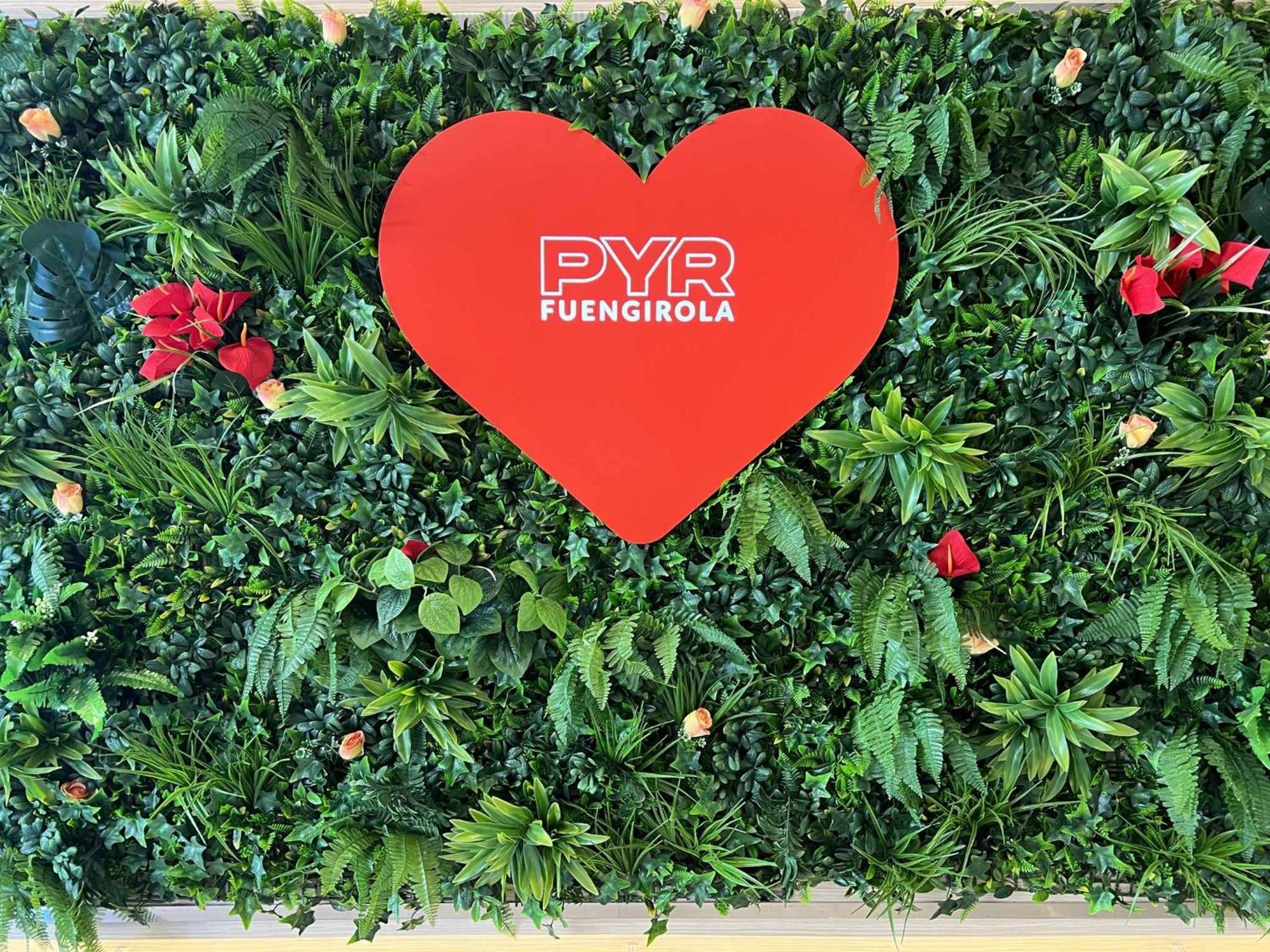 Estudio Pyr Privado Frente Al Puerto De Fuengirola Exteriör bild