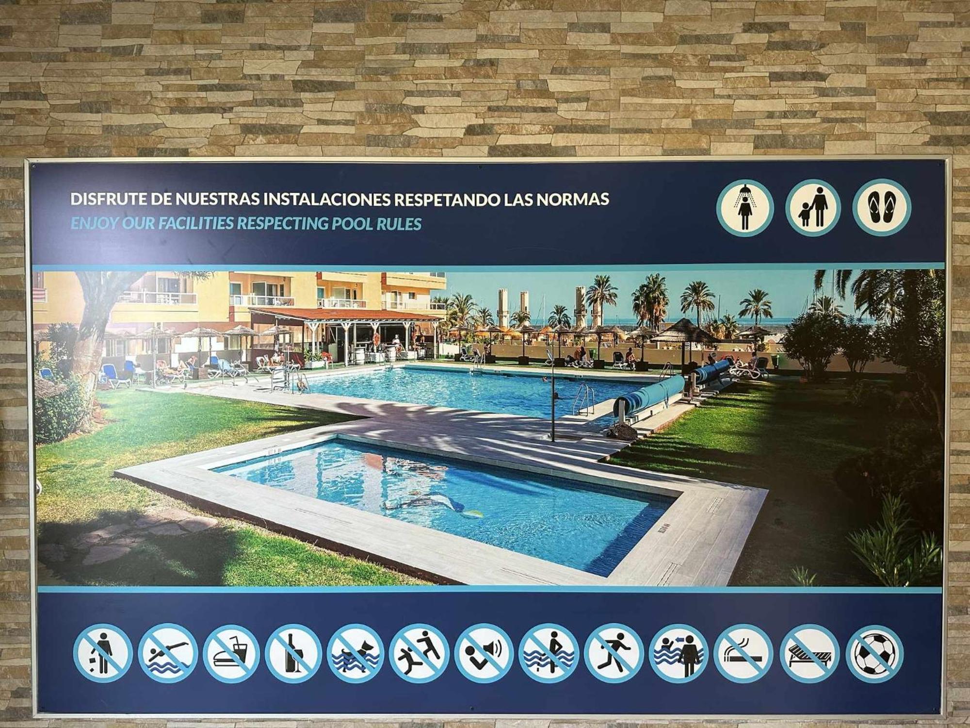 Estudio Pyr Privado Frente Al Puerto De Fuengirola Exteriör bild