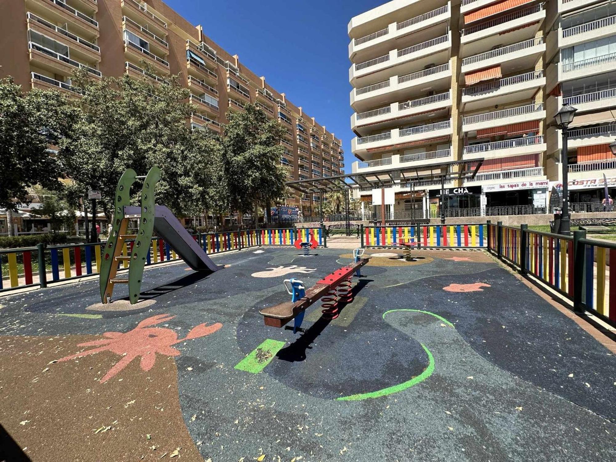 Estudio Pyr Privado Frente Al Puerto De Fuengirola Exteriör bild
